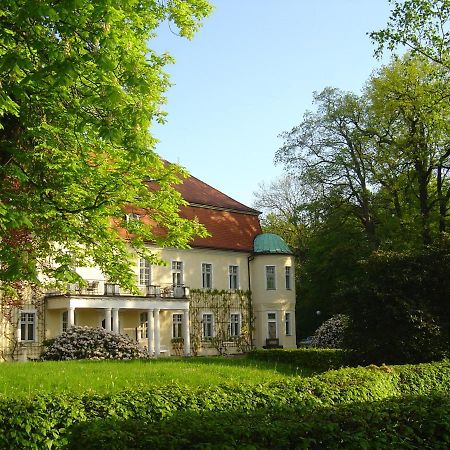 Hotel Schloss Schweinsburg Neukirchen-Pleiße Buitenkant foto