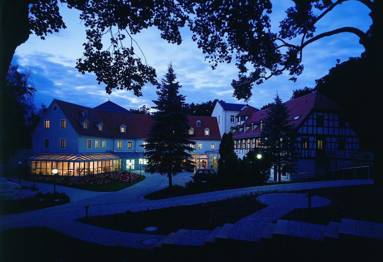 Hotel Schloss Schweinsburg Neukirchen-Pleiße Buitenkant foto